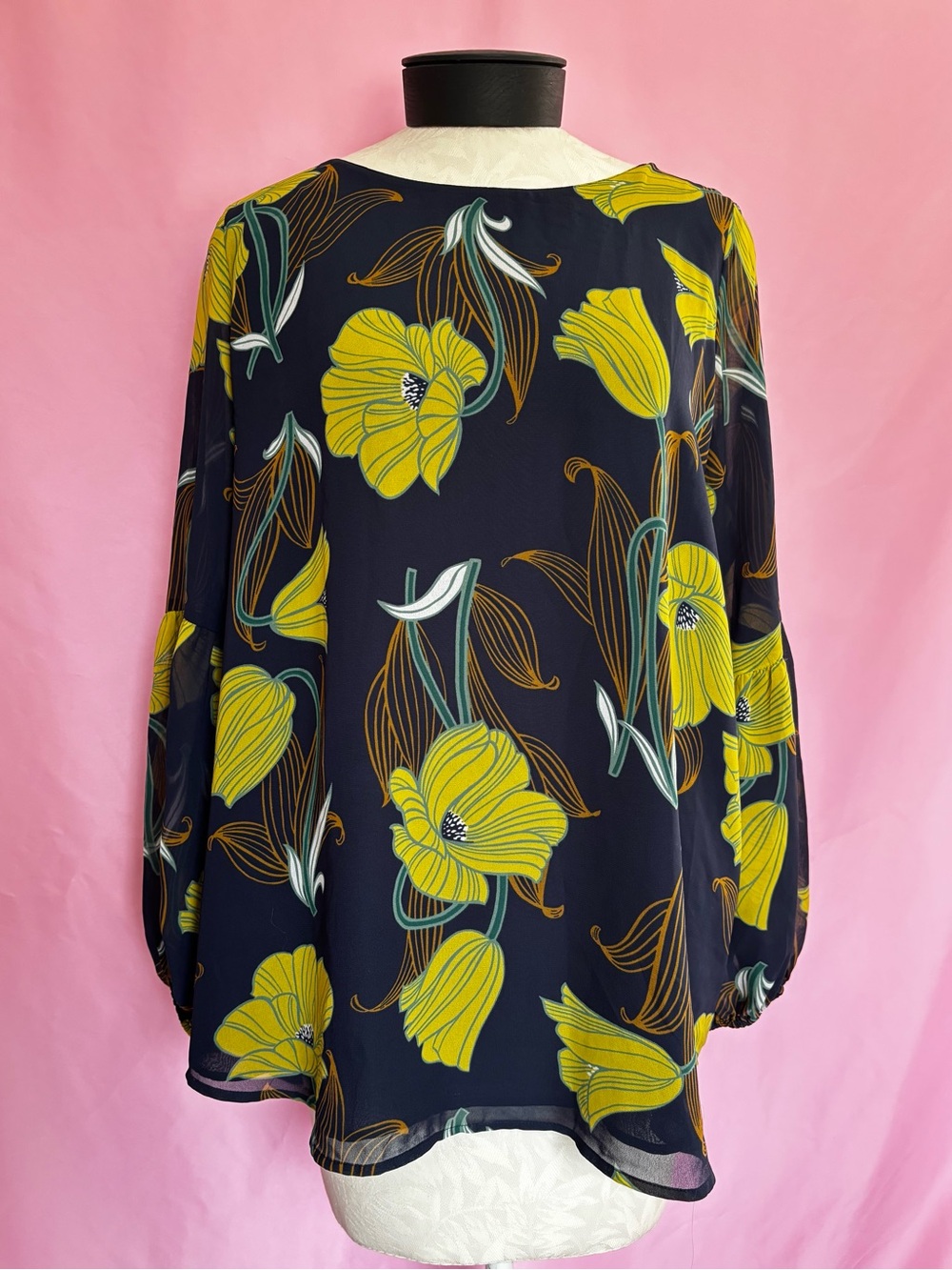 XL Ann Taylor Factory Navy & Chartreuse Floral Blouse